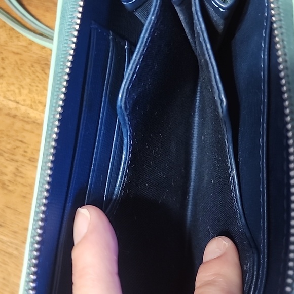 Fossil Mint Green wristlet - Picture 14 of 16